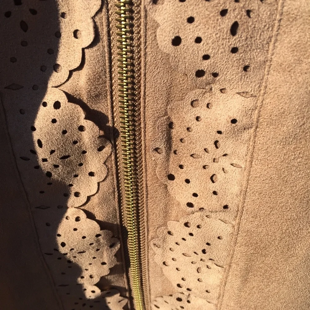Chico’s Faux Suede Laser Cut Zip Jacket - Picture 5 of 10